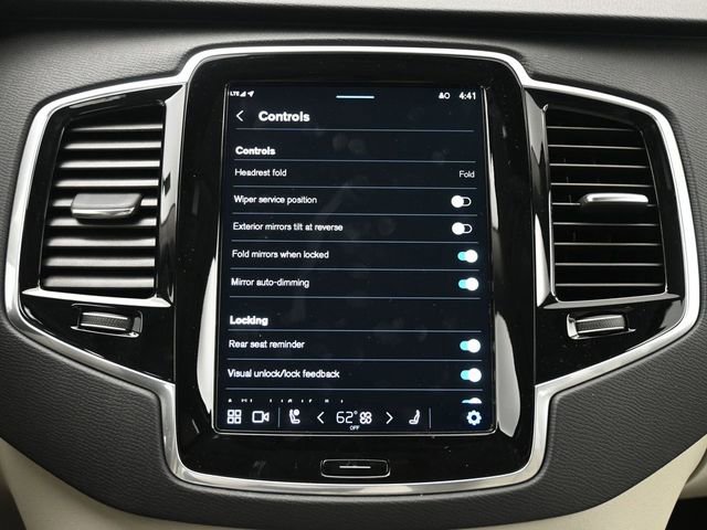 Used 2025 Volvo XC90 B6 Plus w/ Protection Package Premier image 17