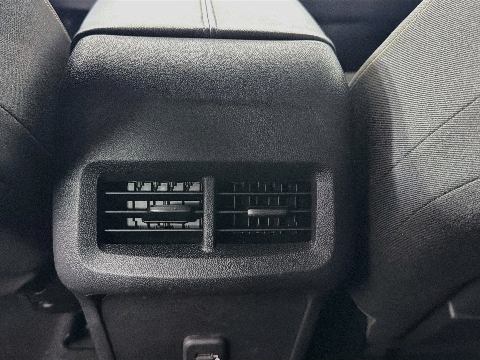 Used 2020 GMC Terrain SLE w/ Elevation Edition FWD image 25