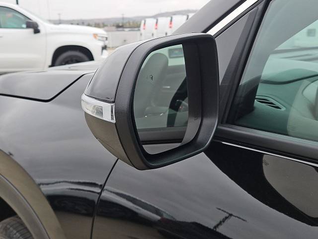 New 2026 Chevrolet Traverse LT w/ LPO, Cargo Package FWD image 20