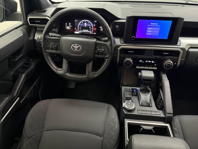 Used 2026 Toyota Tacoma SR5 AWD/4WD image 32