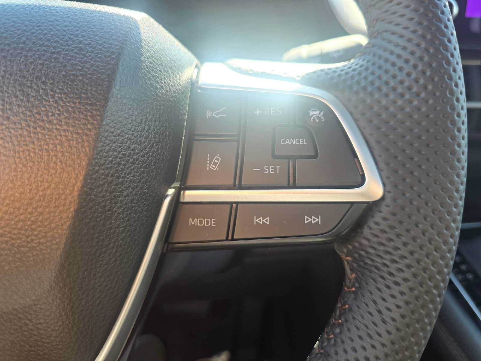 New 2026 Toyota Sienna Limited AWD/4WD image 31