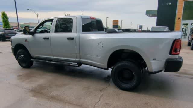 New 2026 RAM 3500 Tradesman AWD/4WD image 6