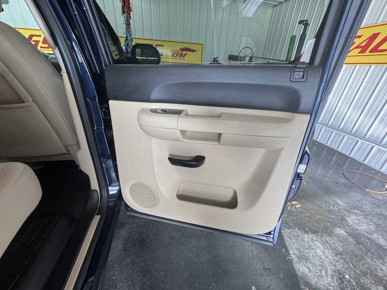 Used 2010 Chevrolet Silverado 1500 LT w/ Power Pack Plus AWD/4WD image 33