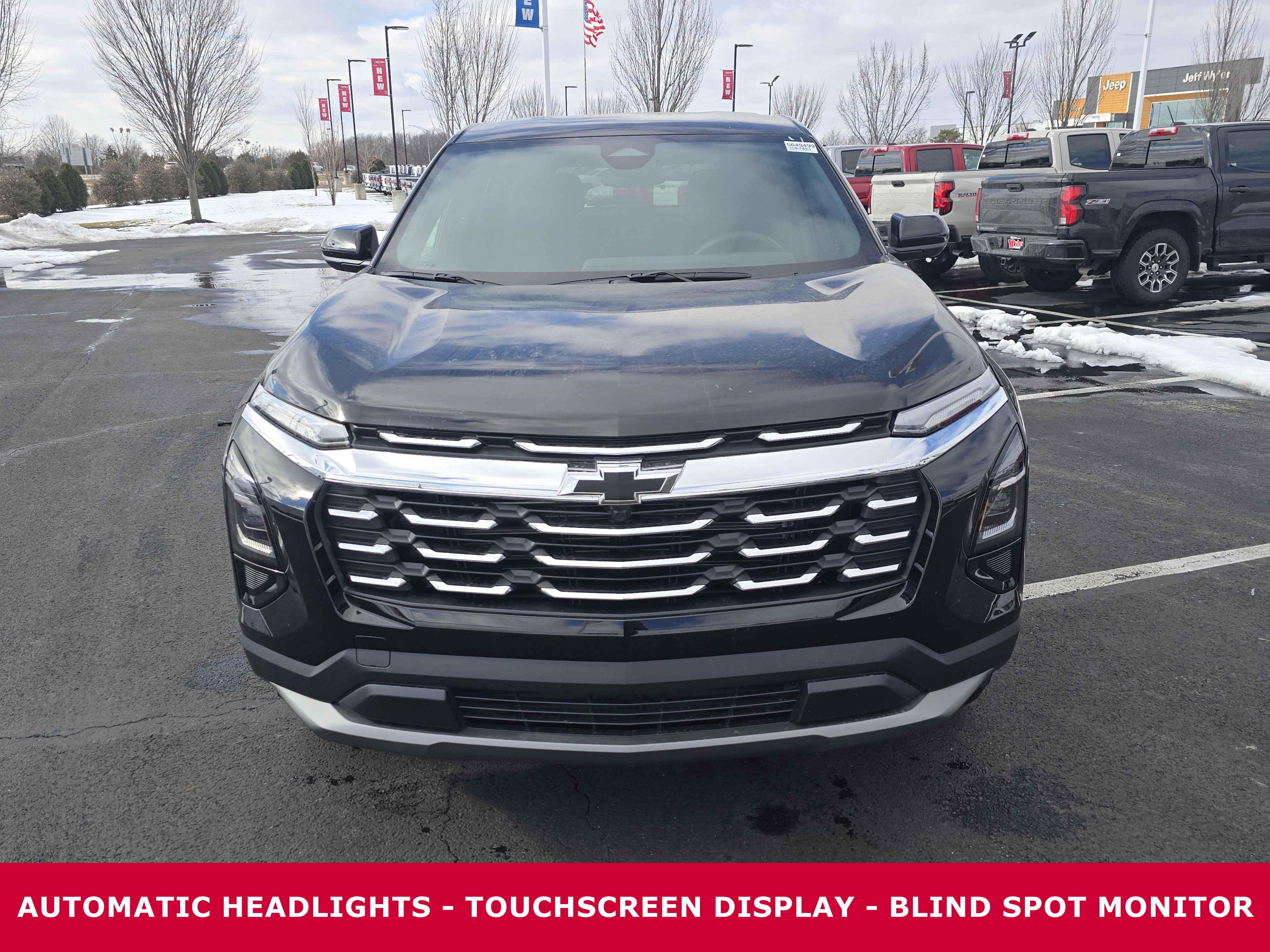 New 2026 Chevrolet Equinox LT image 2