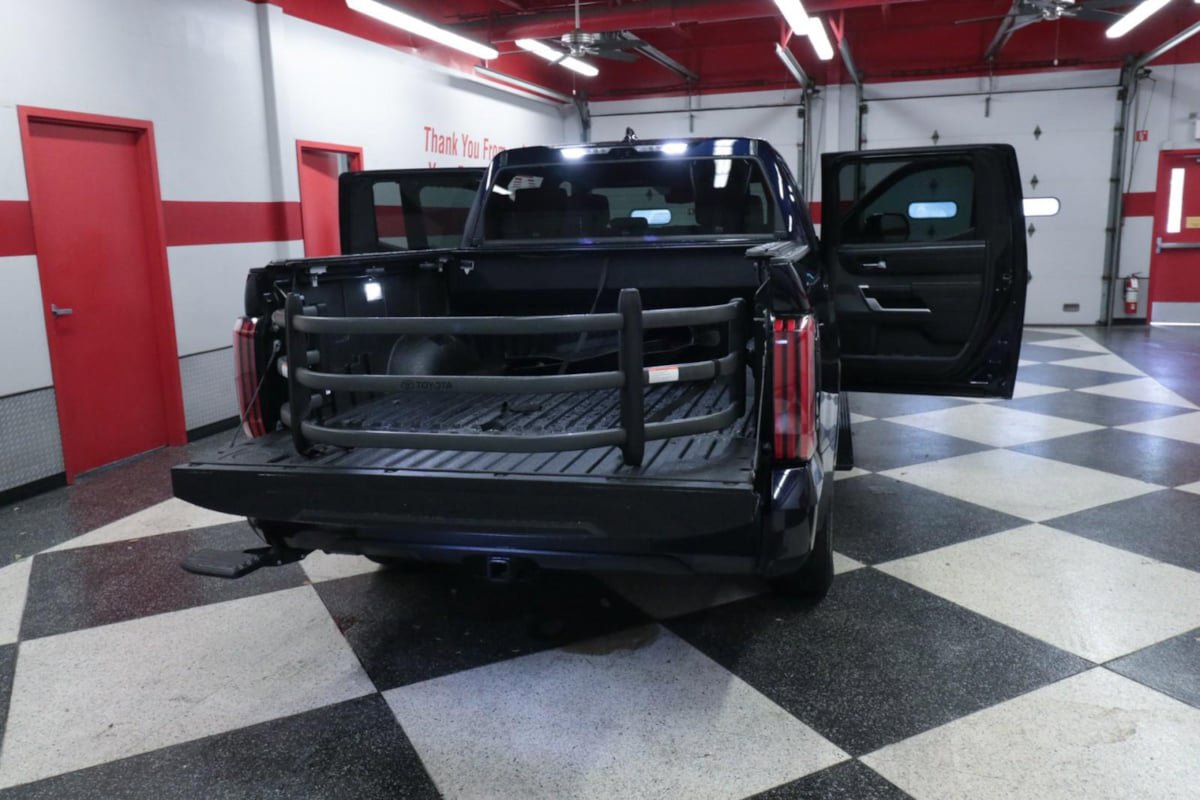 Used 2023 Toyota Tundra Platinum AWD/4WD image 29