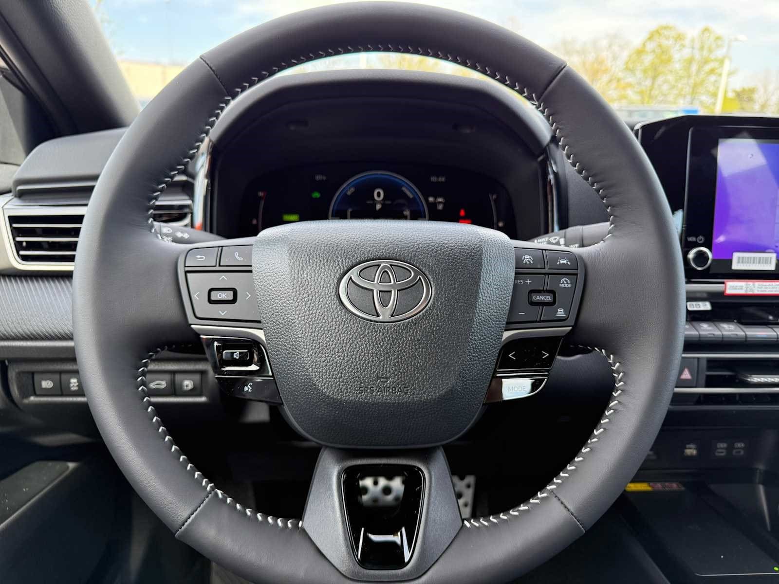 New 2026 Toyota Camry SE FWD image 10