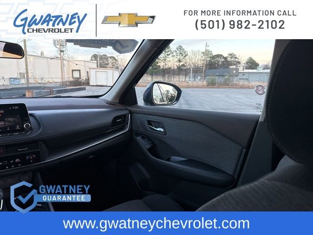 Used 2023 Nissan Rogue SV image 24