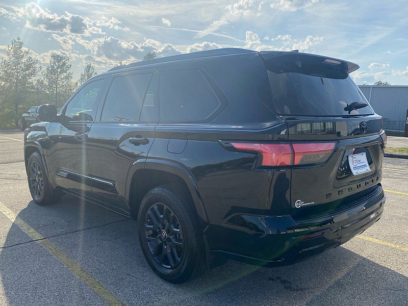 Used 2025 Toyota Sequoia Platinum image 6