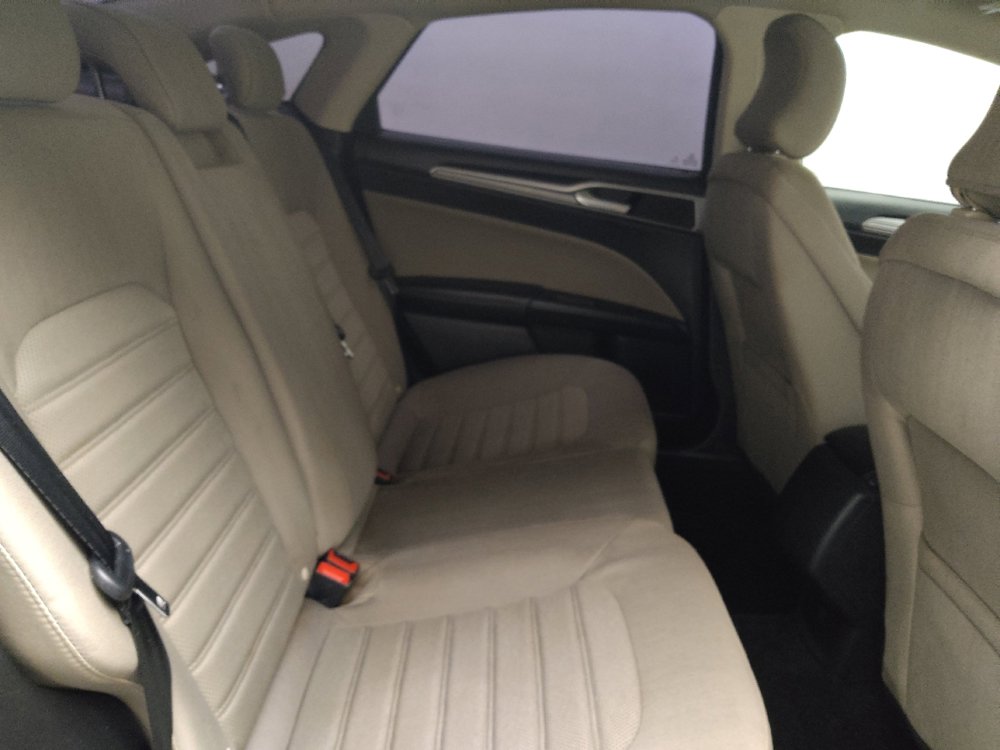 Used 2019 Ford Fusion S image 19