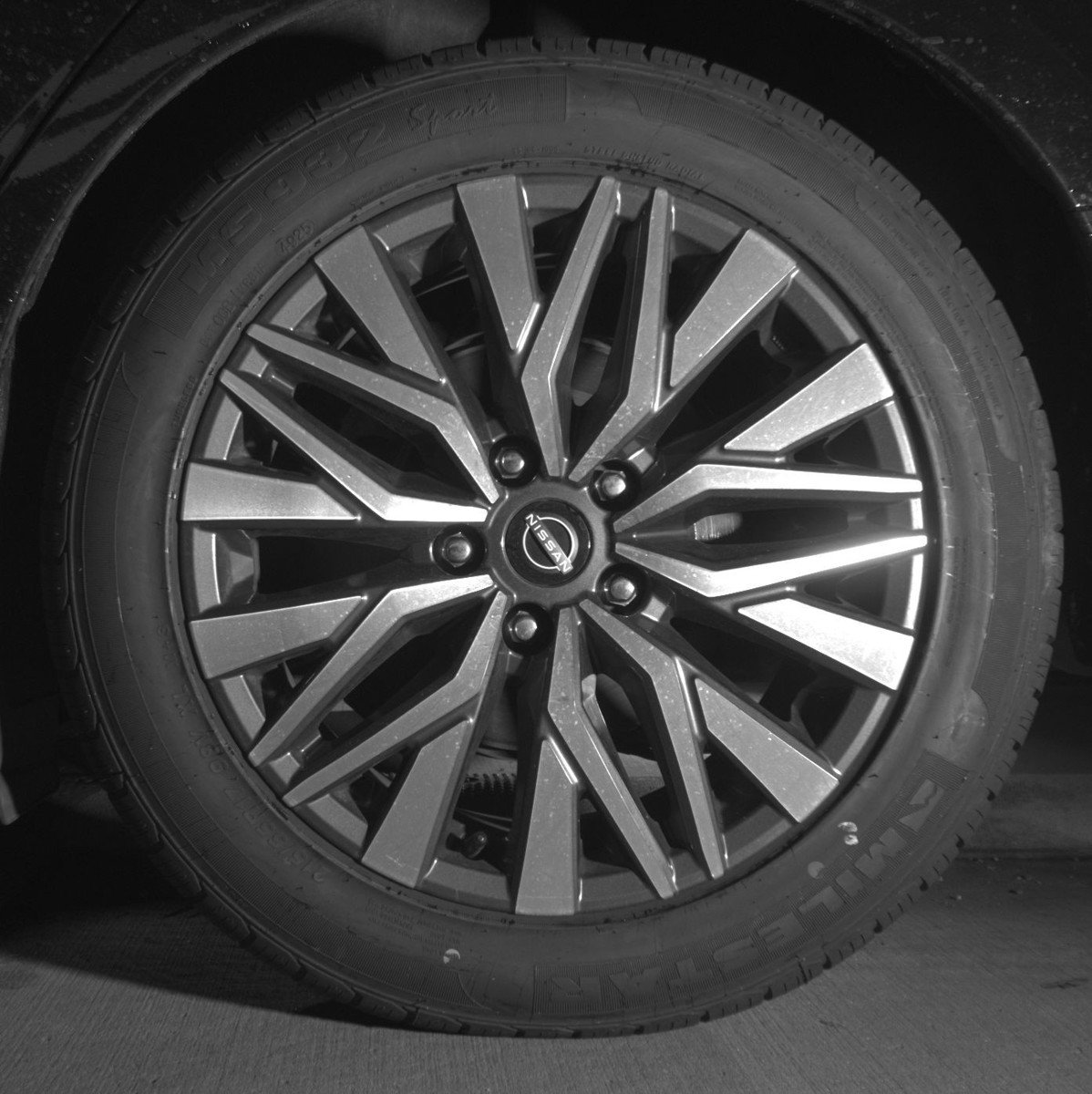 Used 2025 Nissan Altima 2.5 SV image 14