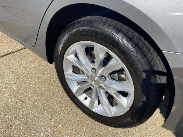 Used 2024 Chevrolet Malibu LT FWD image 7