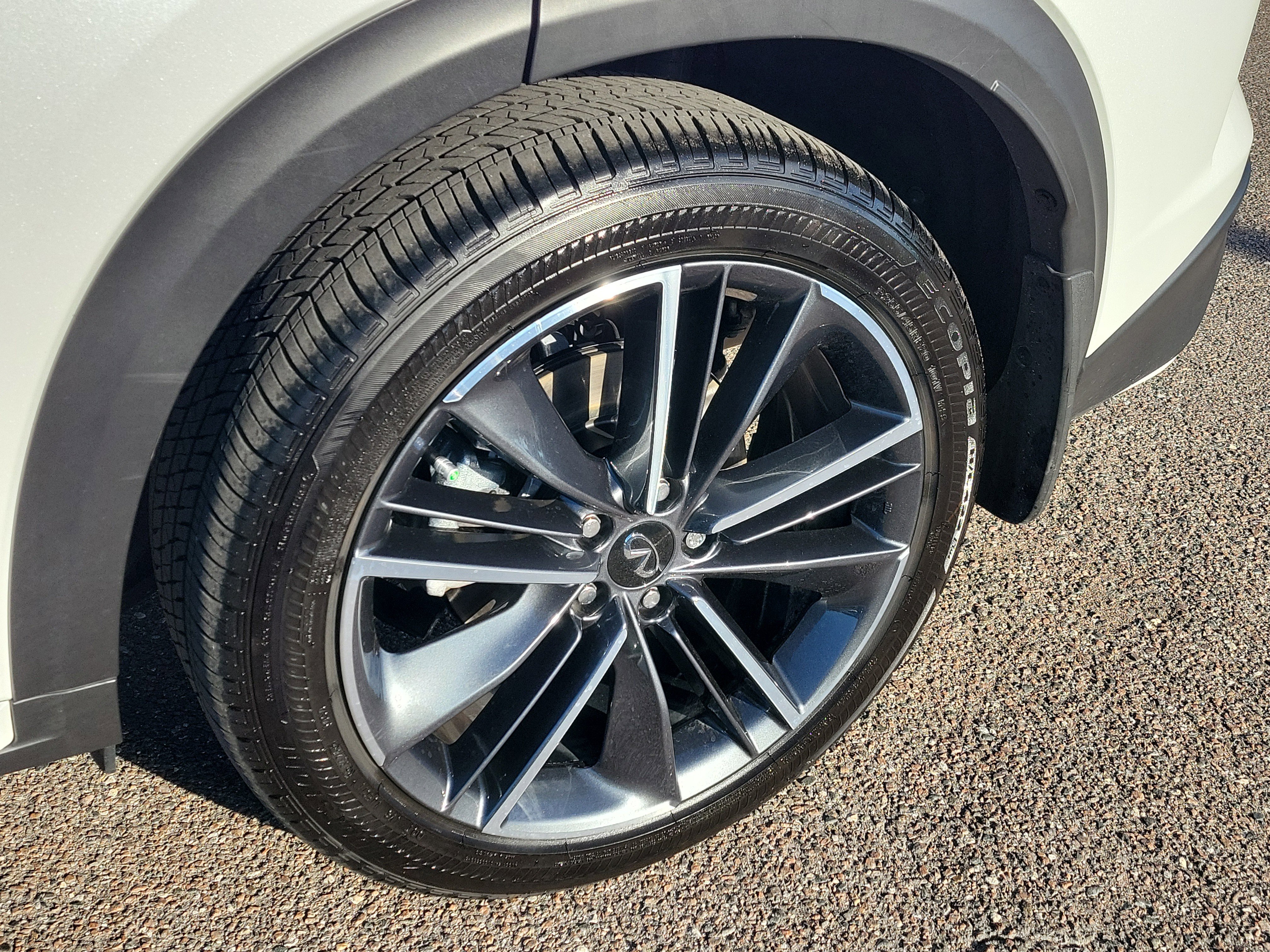 Certified 2025 INFINITI QX50 Sport image 5