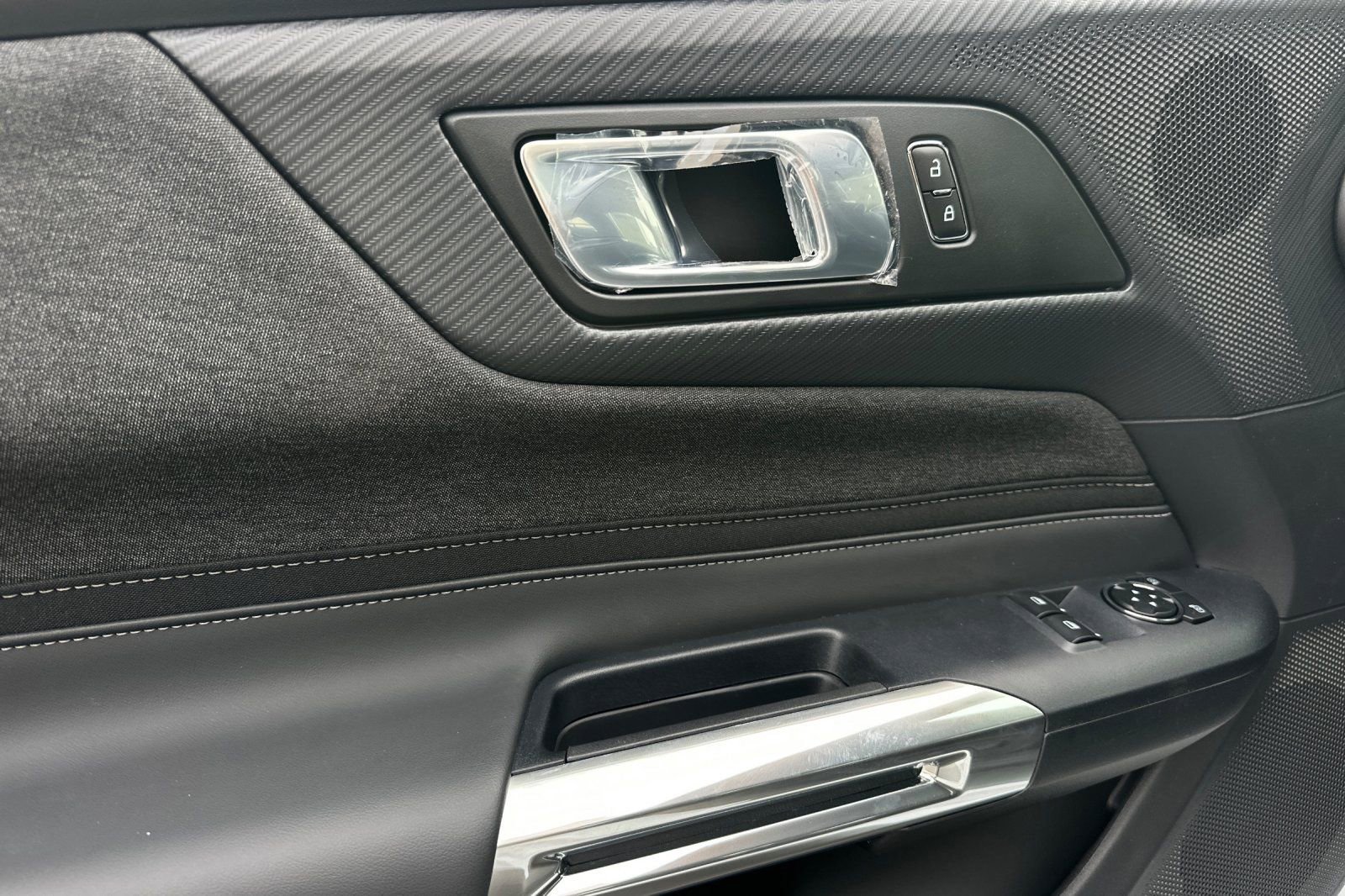 New 2026 Ford Mustang Coupe image 10