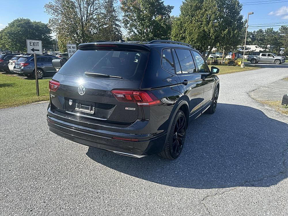 Used 2021 Volkswagen Tiguan SE R-Line image 5