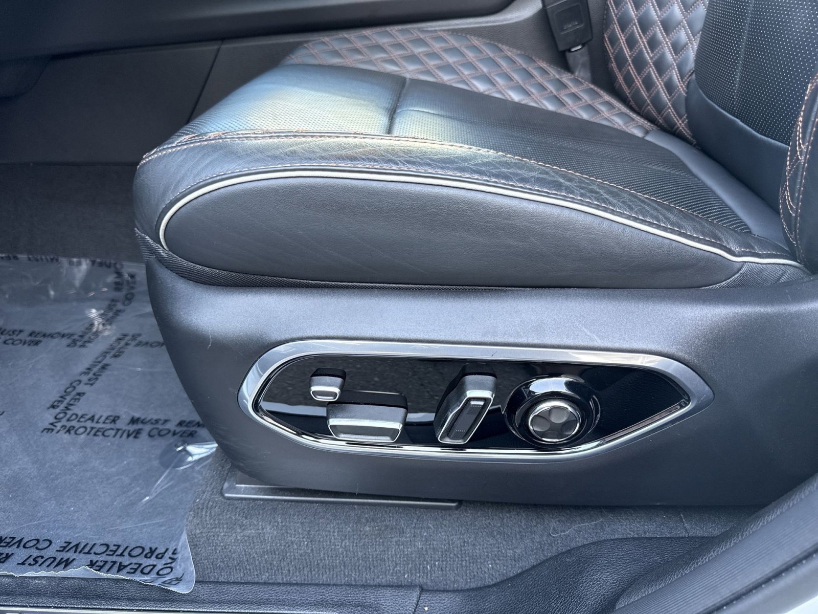 Used 2023 Jeep Grand Cherokee Summit image 14