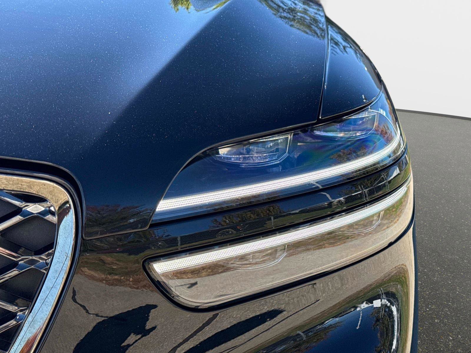 Used 2024 Genesis GV70 3.5T Sport image 10