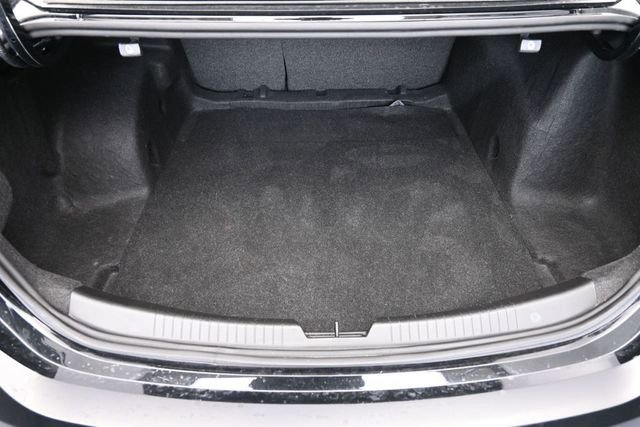 Used 2025 Chevrolet Malibu LT FWD image 30