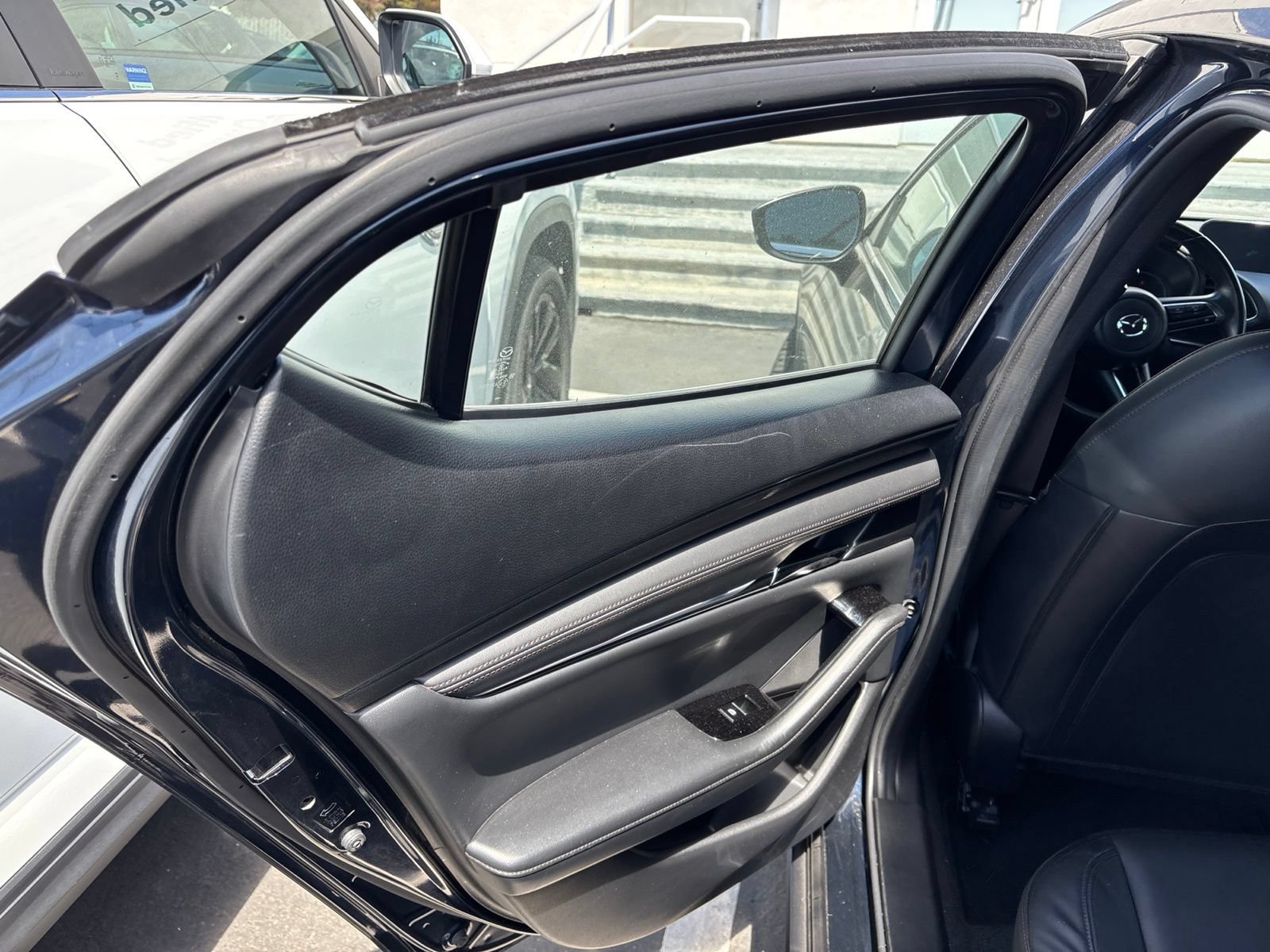 Used 2024 MAZDA MAZDA3 s FWD image 7