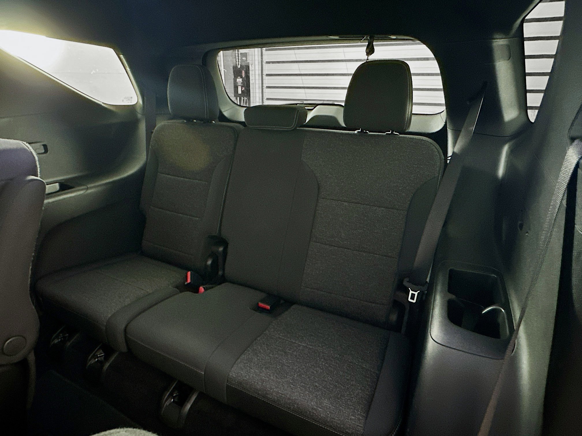 Used 2025 Chevrolet Traverse LT image 30