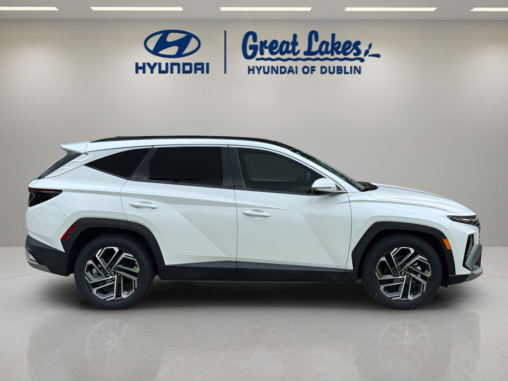 Used 2025 Hyundai Tucson Limited FWD image 6
