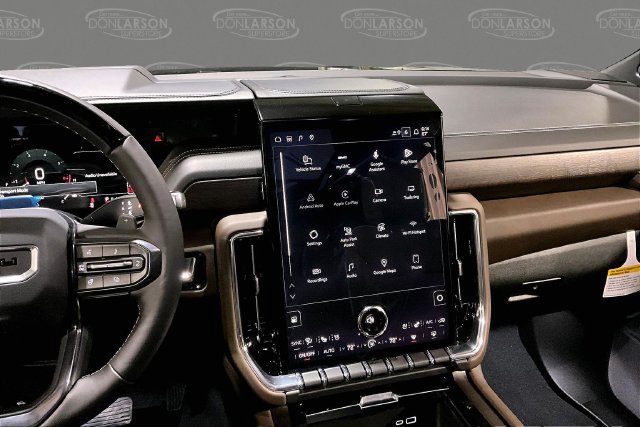 New 2026 GMC Yukon Denali Ultimate AWD/4WD image 13