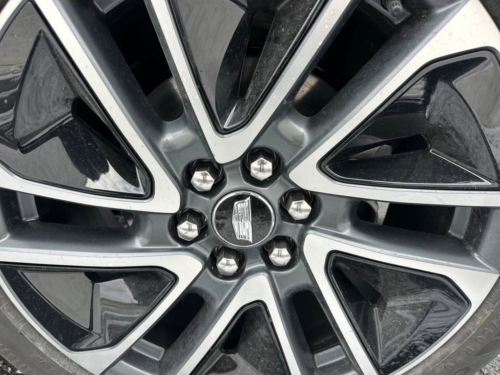 New 2026 Cadillac Optiq Sport 1 image 27