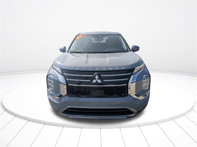 New 2026 Mitsubishi Outlander SE image 9