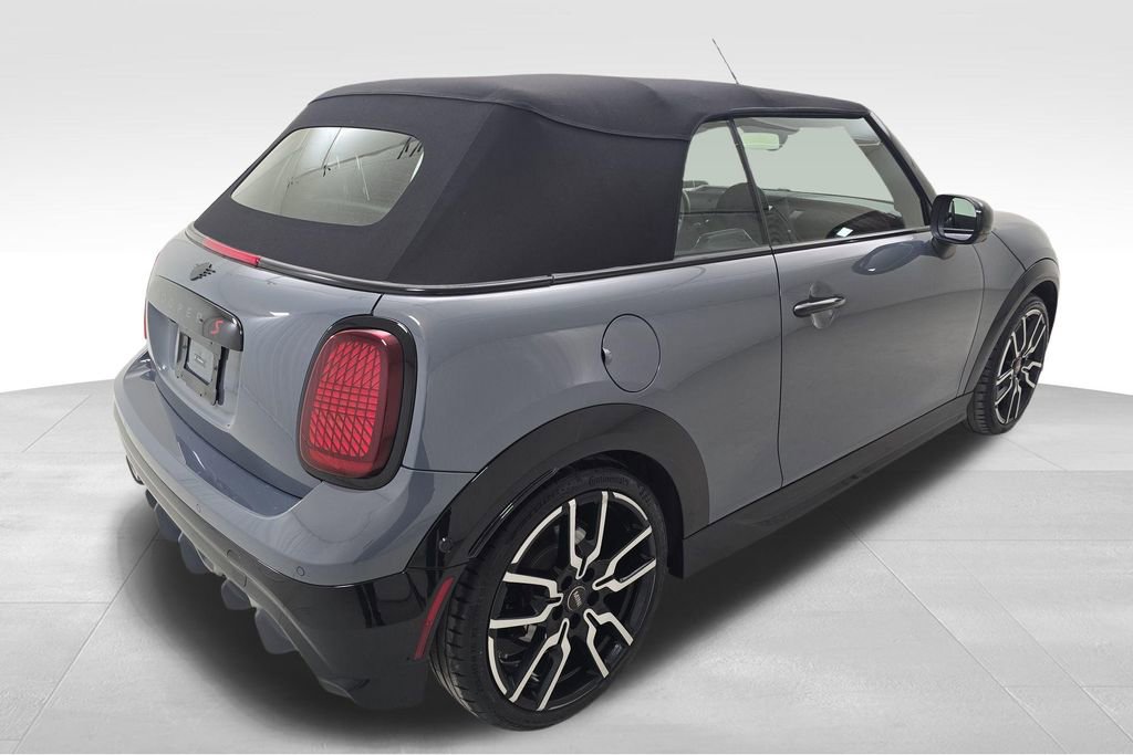 Certified 2026 MINI Cooper S FWD image 9