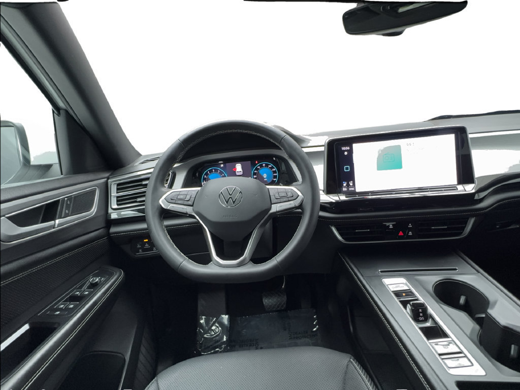 Used 2024 Volkswagen Atlas Cross Sport SE FWD image 37