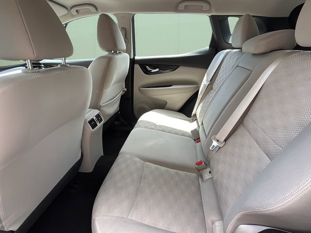 Used 2019 Nissan Rogue Sport SV AWD/4WD image 21