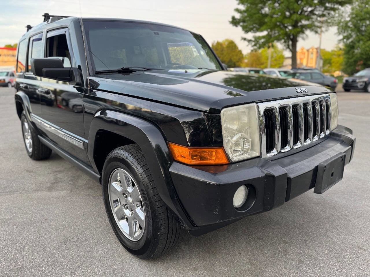 Used 2007 Jeep Commander Limited image 3