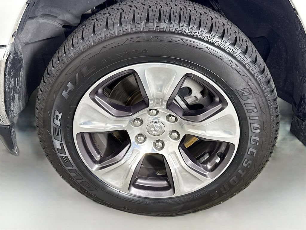Used 2024 RAM 1500 Laramie AWD/4WD image 29
