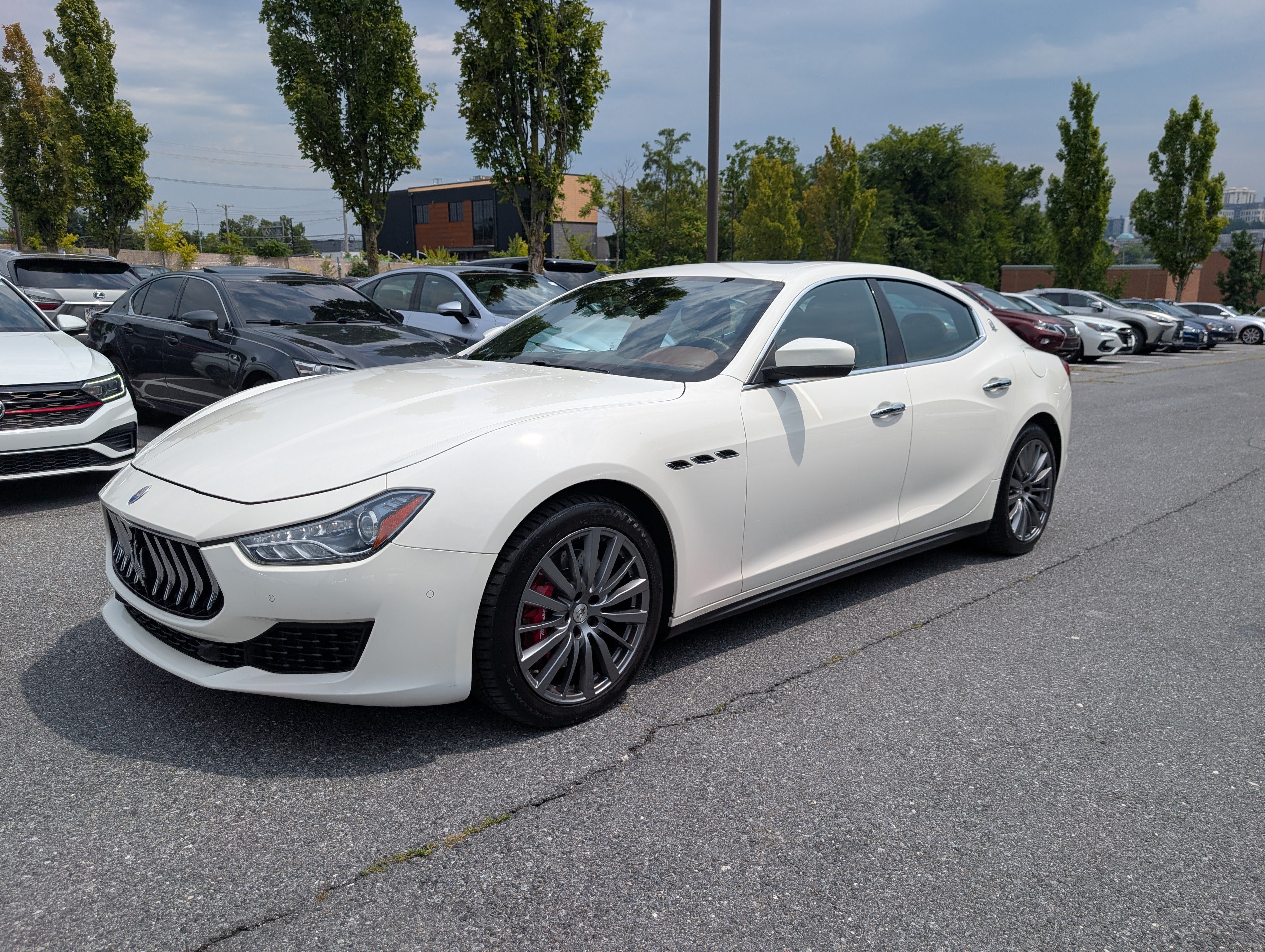 Used 2021 Maserati Ghibli S Q4 AWD/4WD image 7