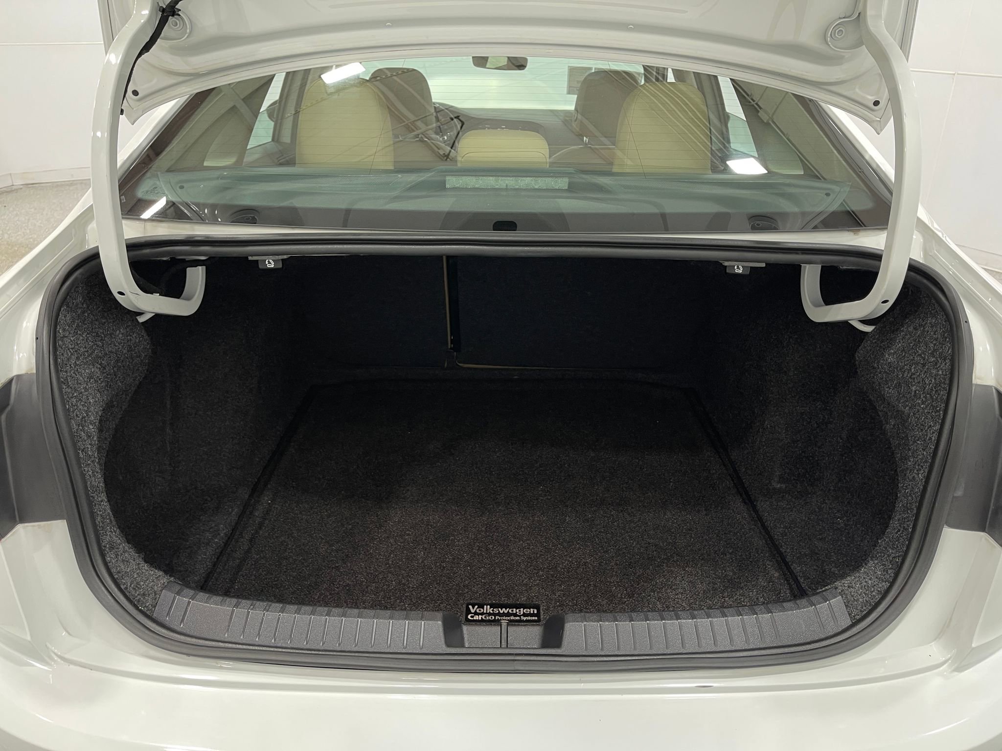 Used 2019 Volkswagen Jetta SEL FWD image 24