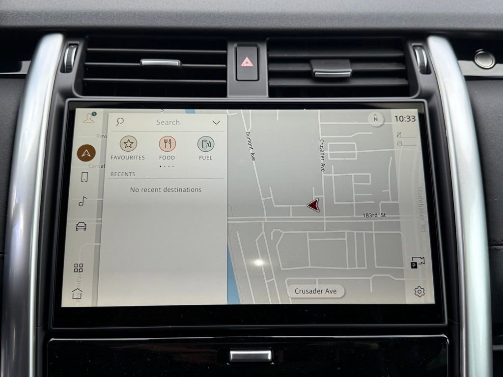 Certified 2025 Land Rover Discovery S AWD/4WD image 21