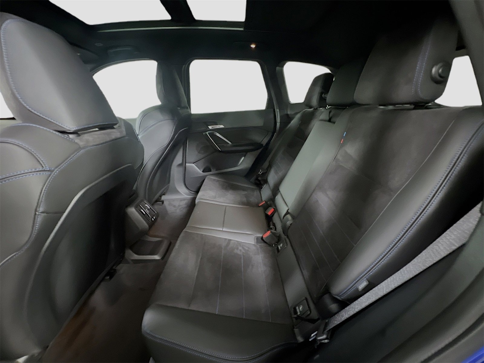 New 2025 BMW X1 xDrive28i w/ M Sport Package image 24