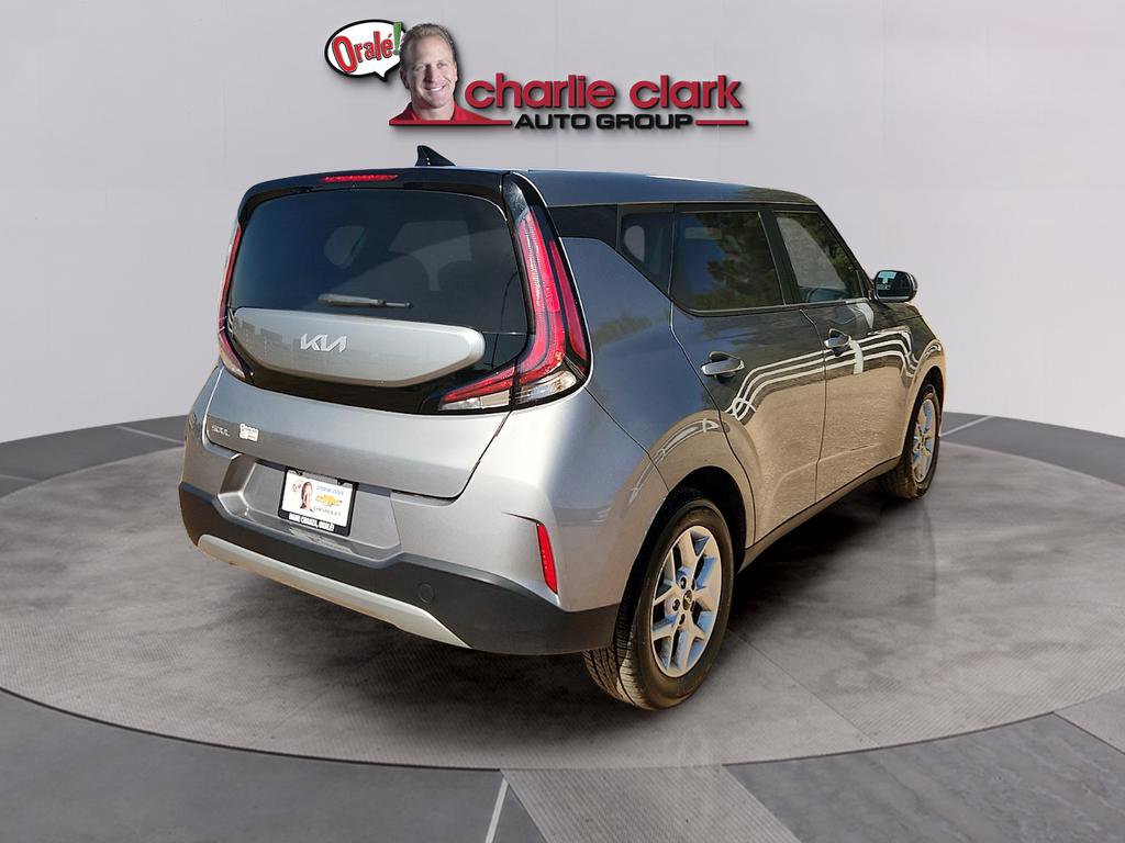 Used 2024 Kia Soul LX w/ Option Group 015 image 5