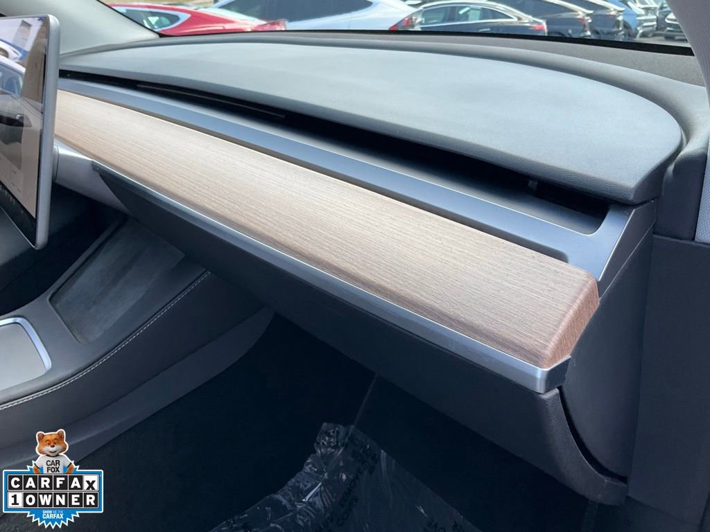 Used 2025 Tesla Model Y Long Range AWD/4WD image 68