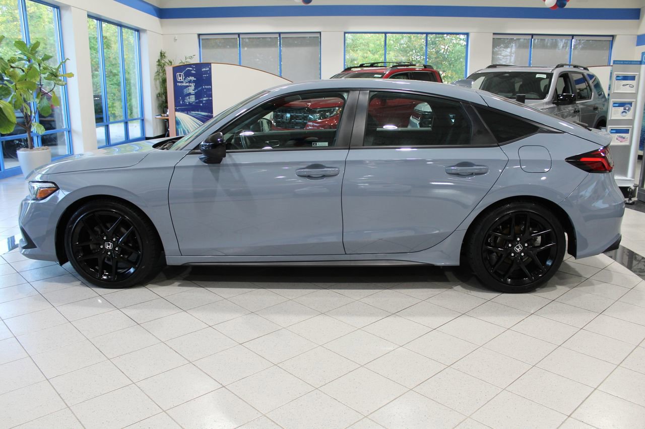 Used 2023 Honda Civic Sport image 42