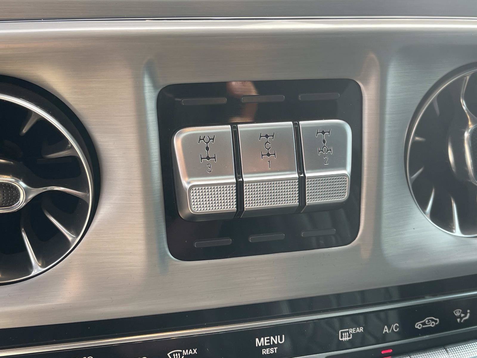 Certified 2022 Mercedes-Benz G 63 AMG 4MATIC image 35