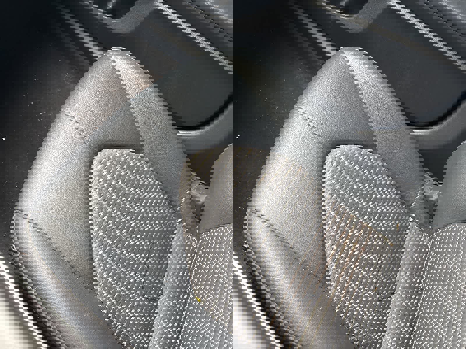 Used 2022 Toyota Camry SE FWD image 15