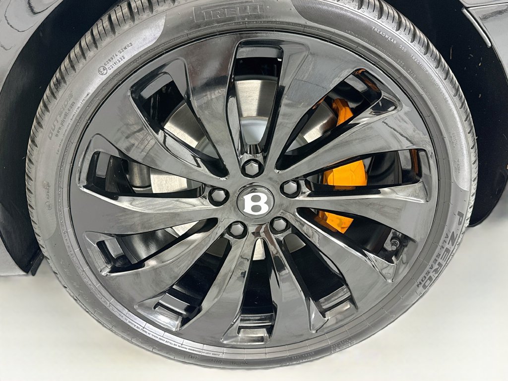 Used 2026 Bentley Flying Spur V8 AWD/4WD image 30