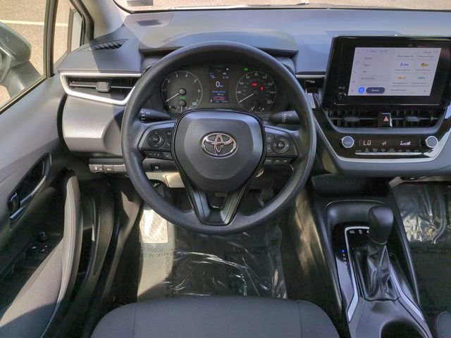 Used 2025 Toyota Corolla LE w/ Convenience Package image 15