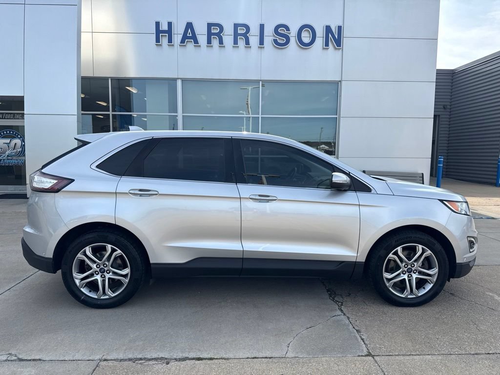Used 2015 Ford Edge Titanium w/ Equipment Group 302A AWD/4WD image 4