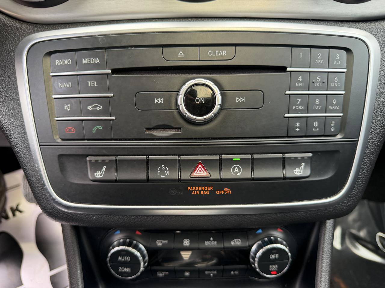Used 2015 Mercedes-Benz CLA 250 image 26