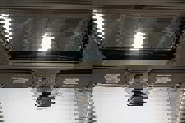 Certified 2019 Toyota Sienna XLE image 16