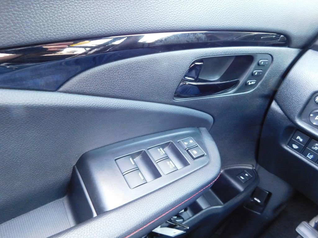 Used 2024 Honda Passport Black Edition image 29