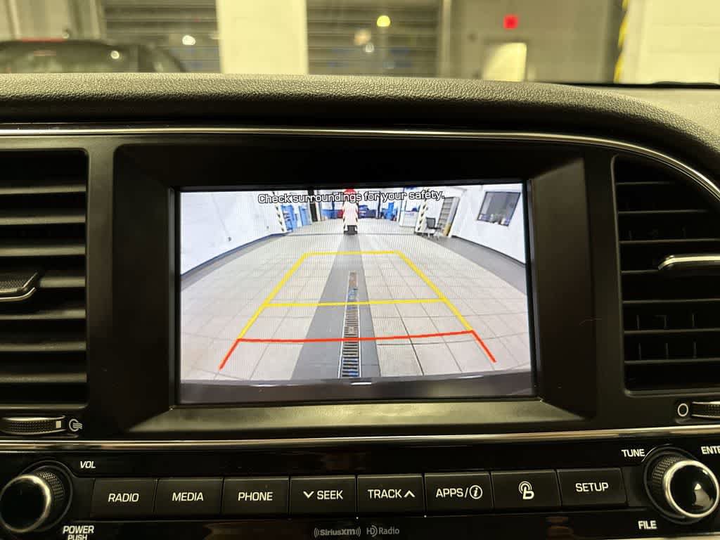 Used 2018 Hyundai Elantra Limited FWD image 23