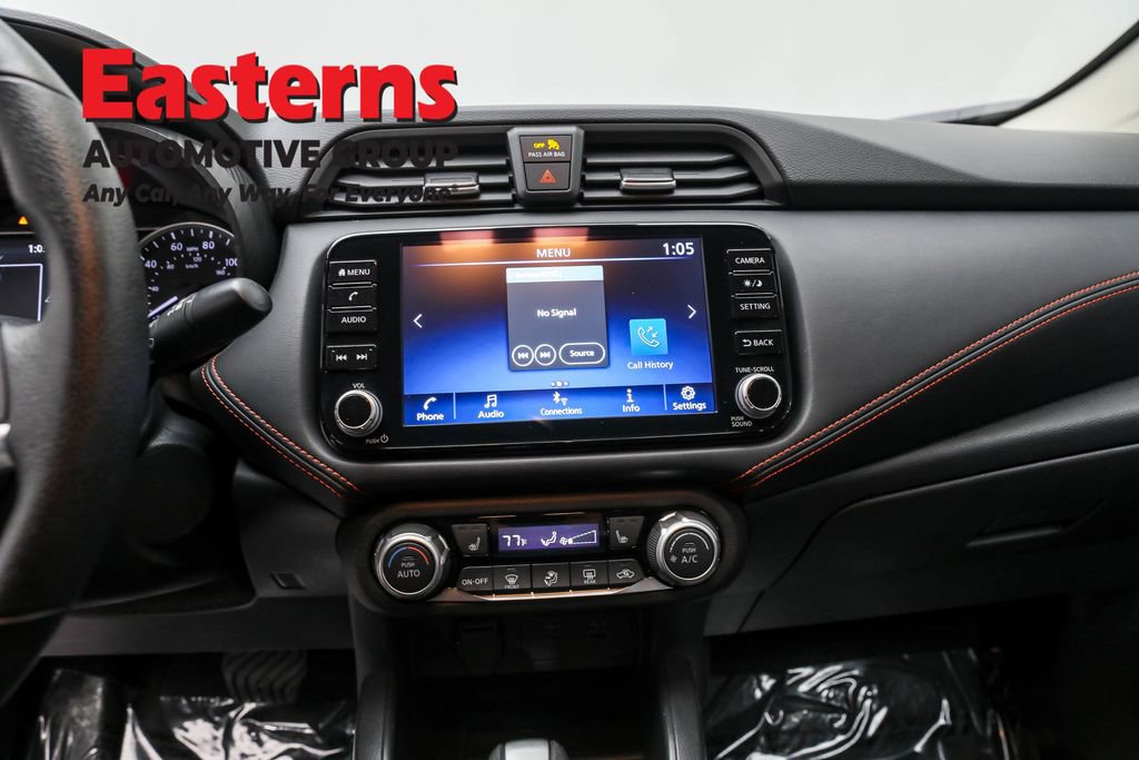 Used 2025 Nissan Versa SR w/ Trunk Package image 12