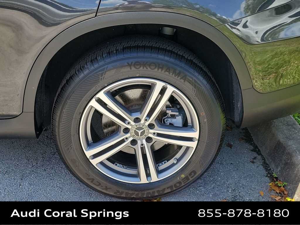 Used 2020 Mercedes-Benz GLC 300 image 8